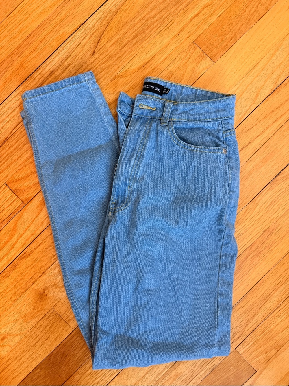 PrettyLittleThing Light Blue Slim Straight Men's Jeans